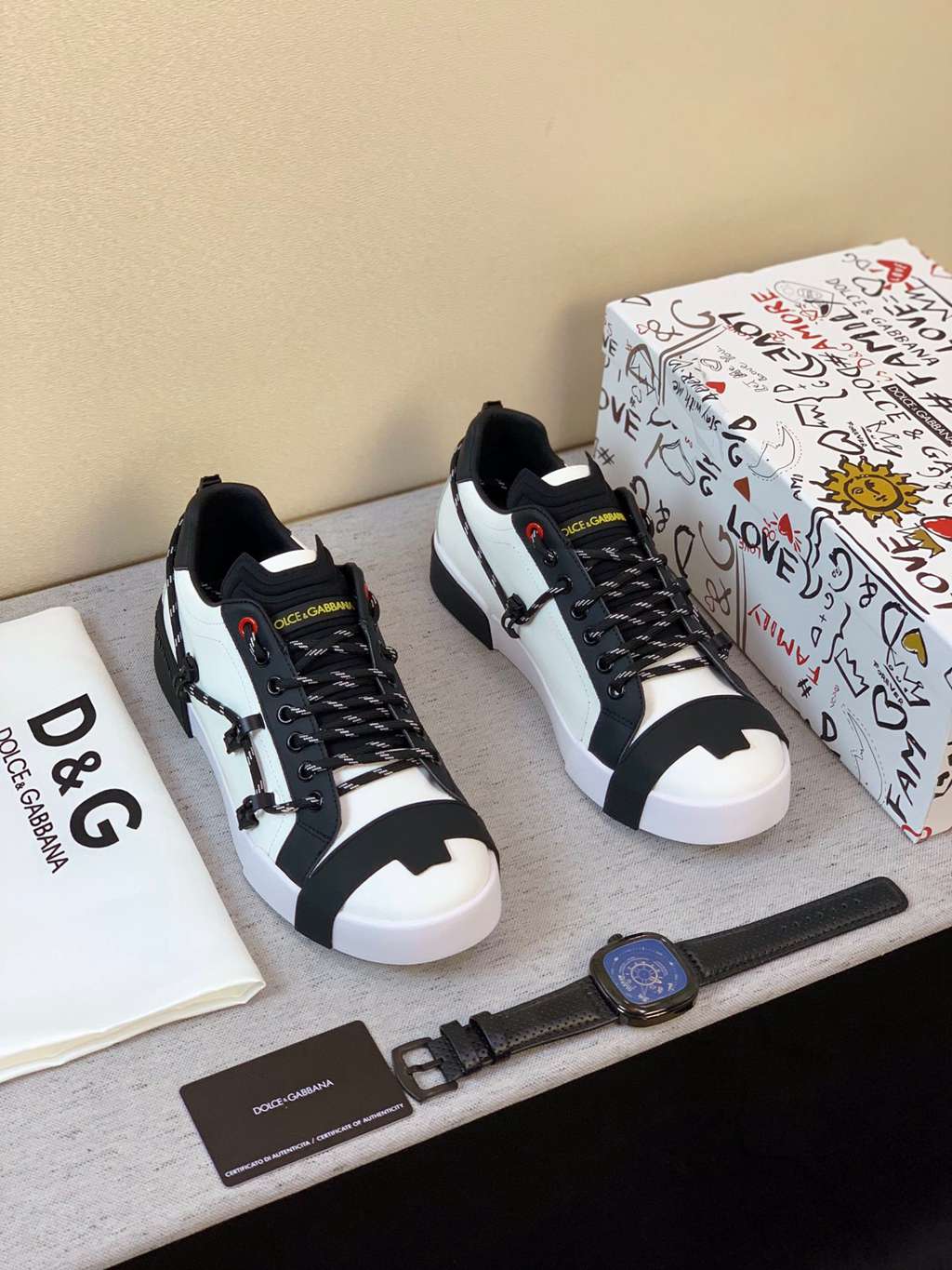 D*G sneaker